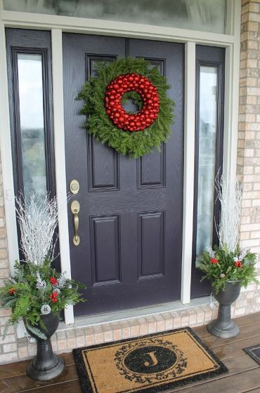 Wreaths-DIY-Christmas-Front-Door